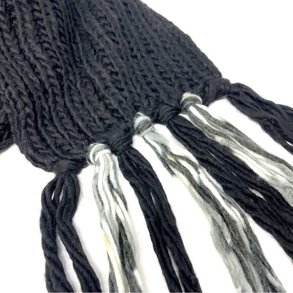 Renee's NYC Women's Soft Knit Wool Blend Scarf w/ Fringe in Black and White - Picture 5 of 8